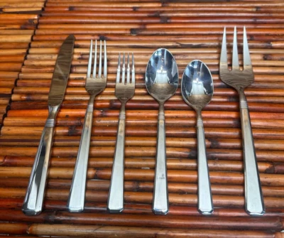 J A Henckels * Cubiertos de acero inoxidable brillante METRONA ELIGE ELECCIÓN (B11) NUEVO Foto 1 de 3