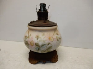 ANTIQUE GWTW KEROSENE LAMP BASE GOOD FONT - Picture 1 of 7