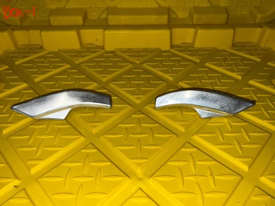 DRIVER FENDER MOULDING LINCOLN CONTINENTAL TOWN CAR 74 -79 Left Right - Image 1 of 4