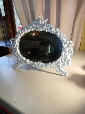 Vintage  Orante Art Nouveau White Painted Cast Iron Cherubs Easel  Mirror - Image 1 of 4