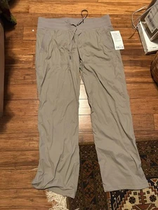 Lululemon Dance Studio Mid-Rise PantRegularSize 14 Color WSHG New $118 - Picture 1 of 3