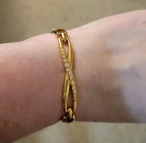 Swarovski Crystal Bracelet Clear Goldtone Linked X Shaped 7"Long Fold Over Clasp - Picture 1 of 6