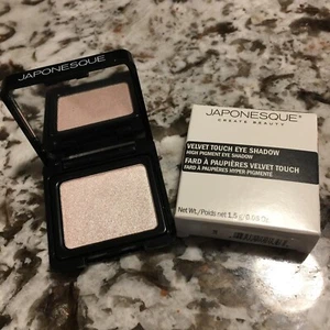 JAPONESQUE ~ VELVET TOUCH EYE SHADOW ~ SHADE # 01 TEINTE ~ 0.05 OZ BOXED - Picture 1 of 2