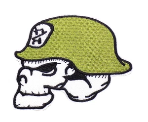 METAL MULISHA EMBROIDERED PATCH IRON/SEW ON 3-1/8" x 2-3/8" LIFESTYLE, CLOTHING - Imagen 1 de 2
