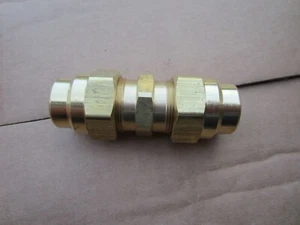 Box of 50 pcs New Tramec Sloan 090638-0 1/2" Hose Mender 50 PCS 50 pcs 50 PIECES - Picture 1 of 4