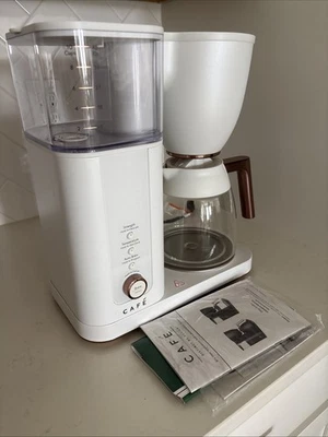 Café Specialty Drip Coffee Maker Matte White Glass Carafe - Image 1 of 4