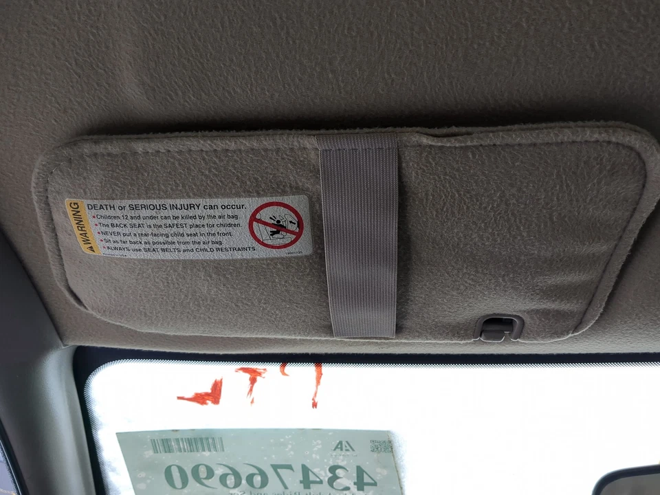 1999 Saturn Sl2 Driver Sun Visor Espelho Esquerdo Sunvisor Z5EVT - Imagem 1 de 4