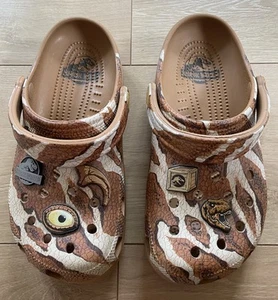 Unisex Crocs Jurassic World Park Dinosaurs With Charms Size J 6 Teens / Adults 5 - Picture 1 of 13