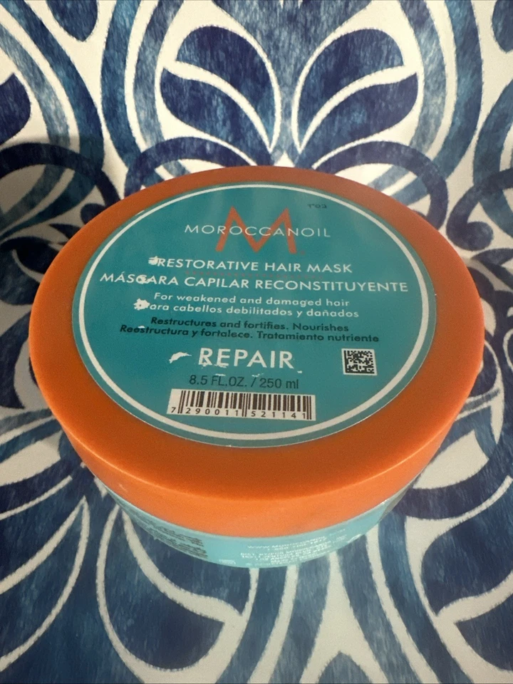 Mascarilla reparadora capilar restauradora MoroccanOil 8,5 oz/250 ml Foto 1 de 1