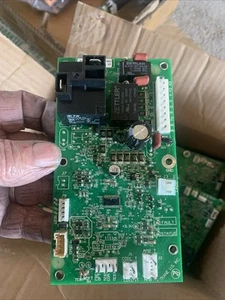 Trane Defrost Control Board CNT07482 D159285G01 Used - Picture 1 of 4