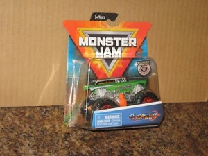 Spin Master Monster Jam 1:64 Avenger Green - Picture 1 of 3
