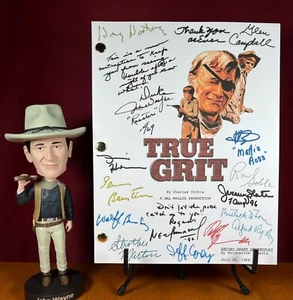 True Grit Script signed - Autogramm Reprints - 152 Seiten - John Wayne - Westerns - Bild 1 von 8