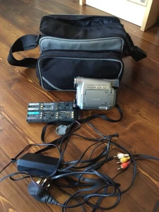 CANON MV850i CAMCORDER MINI DV DIGITAL TAPE VIDEO CAMERA + 7 BATTERIES, CHARGER - Picture 1 of 19
