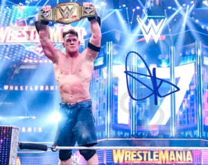 Foto autografiada por John Cena 8x10 firmada reimpresión Wrestlemania 41 Record 17 WWE - Imagen 1 de 2