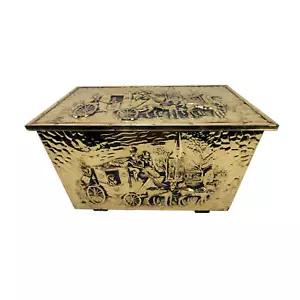 Vintage 16" Hammered Brass Repousse Horse Carriage Fireplace Tinder Storage Box - Picture 1 of 12