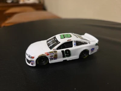 Jason Leffler Humphrey Smith Camry NASCAR 2013 #19 fundido a presión personalizado 1:64 Foto 1 de 4