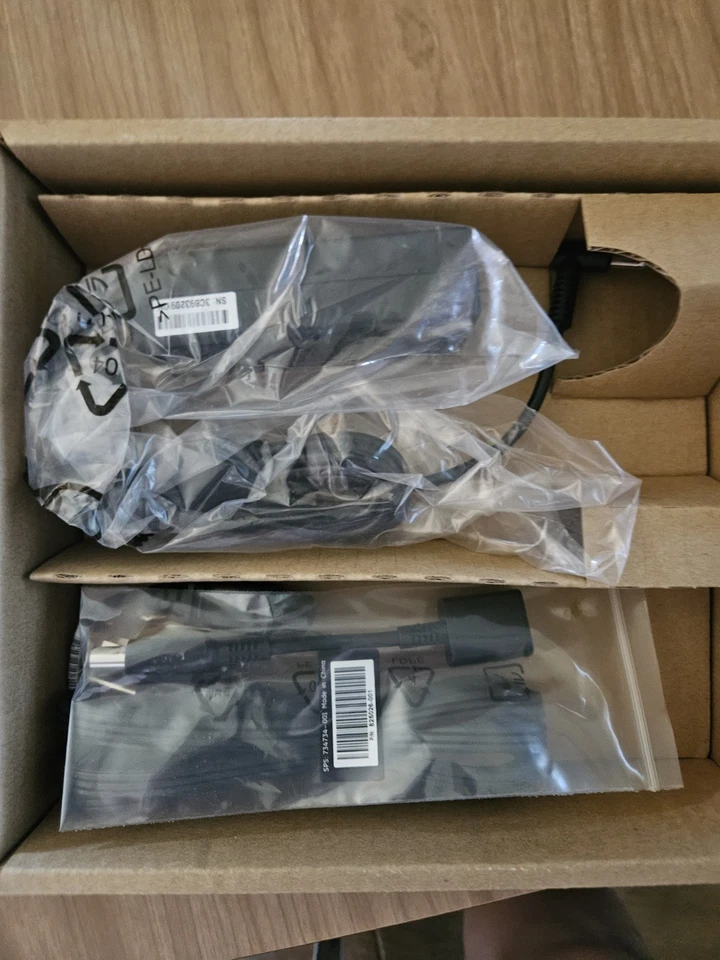 Unidad DVDRW Mobile USB, NLS US - Parte: A2U57AA#ABA Foto 1 de 2