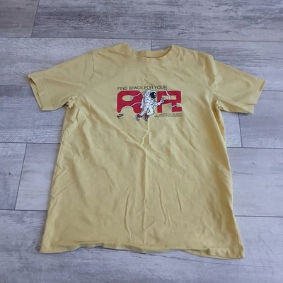 Nike The Nike Tee Astronaut Graphic T Shirt Kids Size XL Yellow Cotton - Image 1 of 4
