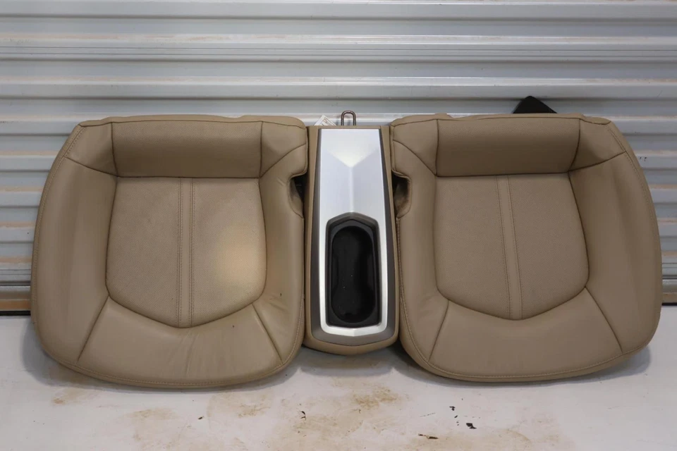 Cadillac CTS 2011 cupé asiento trasero cojín inferior almohadilla inferior cuero OEM Foto 1 de 3