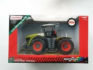 BRITAINS CLAAS XERION 5000 TRACTOR 1/32 SCALE - Picture 1 of 1