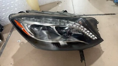 Mercedes Benz W222 S63 right Passengers LED Headlight With night vision US - Image 1 of 3