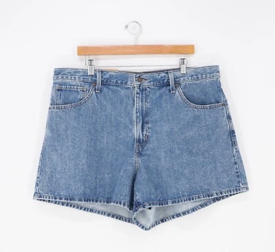 NWT LEVI'S High Waisted Mom Denim Shorts Medium Wash Size 18W - Image 1 of 4