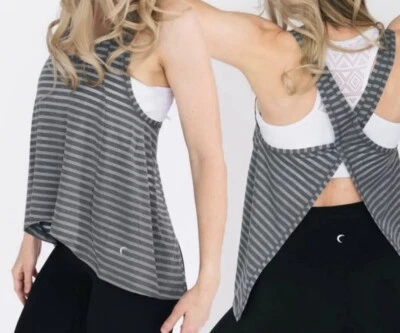 Zyia Active Split back 灰色 Nimbus 背心上衣,尺寸 S — 第 1/4 张图片