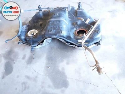 2017-20 MASERATI LEVANTE REAR GAS FUEL TANK RESERVOIR W/ NECK HEAT SHIELD M161 Foto 1 de 4