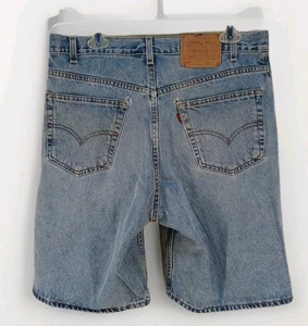 Vintage LEVIS 560 Jean Shorts Loose Fit Wide Leg Mens Size 34 Y2K Distressed - Picture 1 of 16