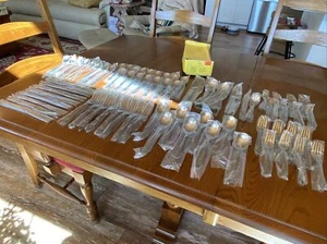 Service For 8 70 Supreme Cutlery Stainless Korea ROMA Pattern Floral Rose Flower - Picture 1 of 23