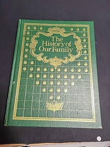 The History of Our Family No Writing Hardcover Ancestry Geneology Record Book - Imagen 1 de 8
