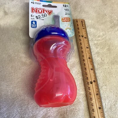 Pajita de silicona flexible Nuby Active Sipeez Cup 12 meses + sin derrames 10 oz roja sin BPA Foto 1 de 4