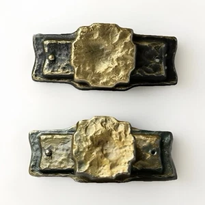VTG Cabinet Knob Amerock Pioneer Set Of 2 Antique Brass BP204-AB With Screws - Picture 1 of 8