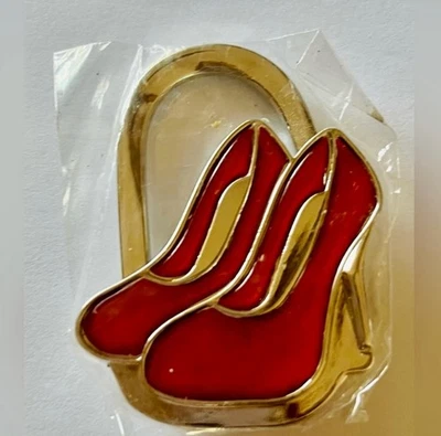 (NUEVO) BOLSO DE MANO GANCHO/SOPORTE DE MESA - “TEMA DE ZAPATOS LINDOS” Foto 1 de 3