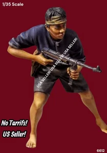 1/35 Resin Figure Vietnam War Viet Cong Fighter In Combat w SMG Model Kit 6612 - Picture 1 of 5
