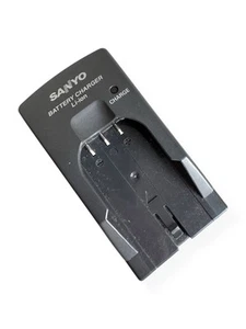 Genuine Sanyo VAR-L10 Battery Charger | Li-Ion | For Xacti VPC Cameras | Tested - Picture 1 of 24