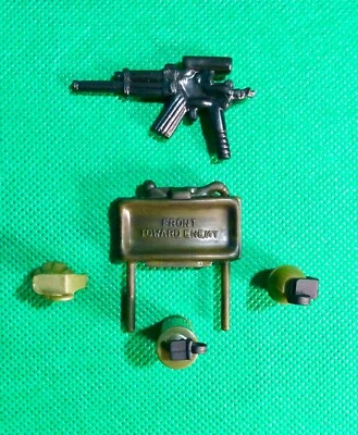 GI Joe 5 piezas accesorios de campo para figura de acción de 12" / arma de asalto incluida Foto 1 de 4