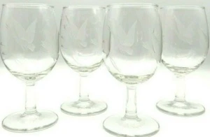 Vintage Set Of Four Wine Glasses With Etched Geese In Flight EUC - Picture 1 of 6