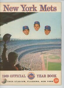 1969 New York Mets Yearbook EX+ Condition FULL RUN BREAK! WORLD CHAMPS!