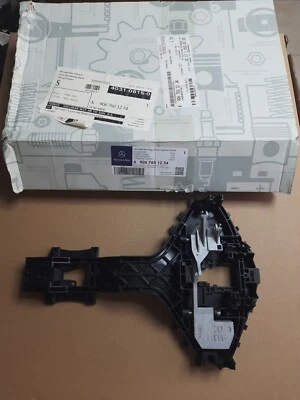 A9067601234 Bracket sliding door right Mercedes Benz Sprinter W906 VW Crafter - Image 1 of 4
