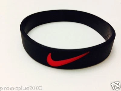 Pulsera de silicona Nike Sports Baller. logo negro/rojo   Foto 1 de 2