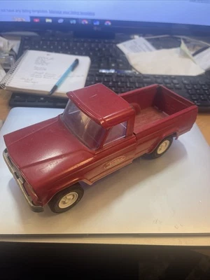 Vintage Tonka Jeep Pick-Up Truck Red 52030 Mound Minn Pressed Steel Tailgate - Image 1 of 4