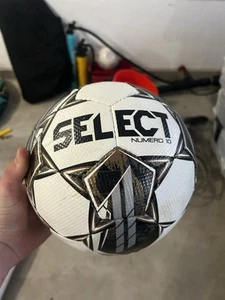 SELECT numero 10 V25 NFHS Soccer ball - Size 5 - Picture 1 of 3