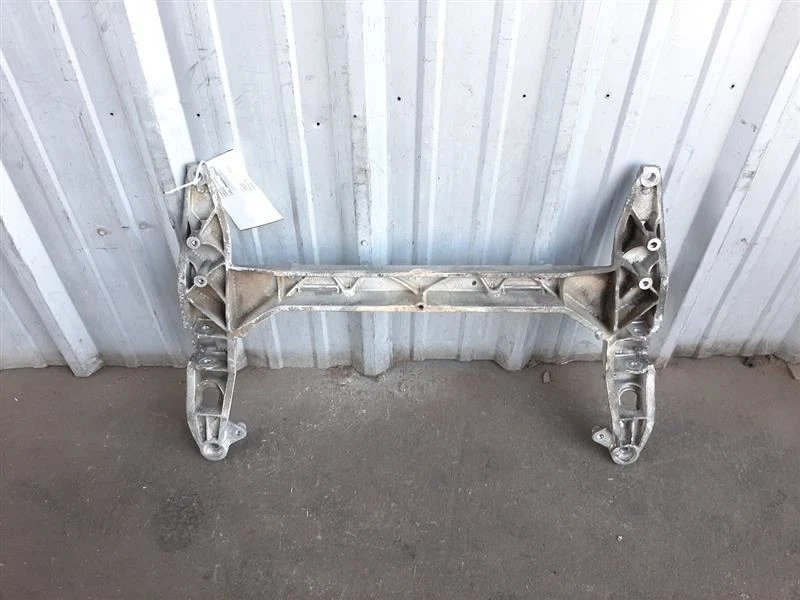 2001 Porsche 911 Carrera Boxster suspensão dianteira subquadro berço crossmember - Imagem 1 de 4