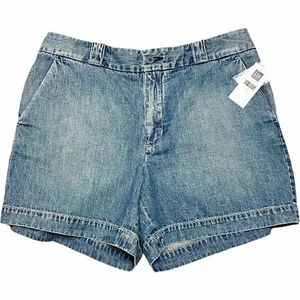 NWT $34 GAP Womens Soft Denim Shorts SIZE 10 Mid Rise 100% Cotton Pockets Casual - Picture 1 of 9