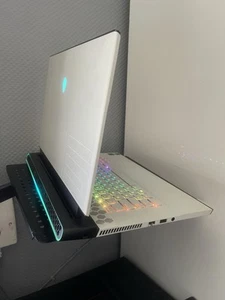 Alienware M15 R2 RTX 2070 16GB +512 GB Gaming Laptop - Picture 1 of 7