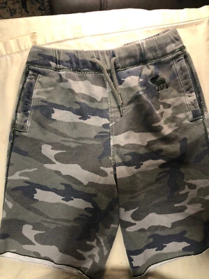 Pantalones Cortos Abercrombie Niños Talla Grande (14) Verde Ejército Camuflaje Usado Foto 1 de 4