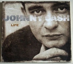 JOHNNY CASH / LIFE / 3 PANEL DIGIPAK / 18 TRACK COMPILATION COLUMBIA LEGACY 2004 - Imagen 1 de 3