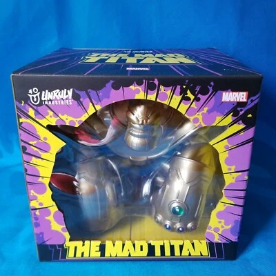 SDCC 2019 SIDESHOW UNRULY INDUST THANOS EL TITÁN LOCO EDICIÓN DORADA ESTATUA Foto 1 de 4