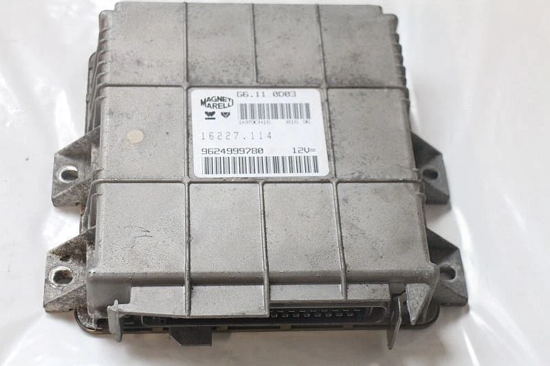 Centralina centralina motore PEUGEOT 106 I (1A, 1C) 1.1 9624999780 - Immagine 1 di 1